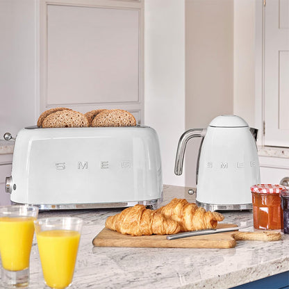 Retro Style Kettle 1.7L 2400W White