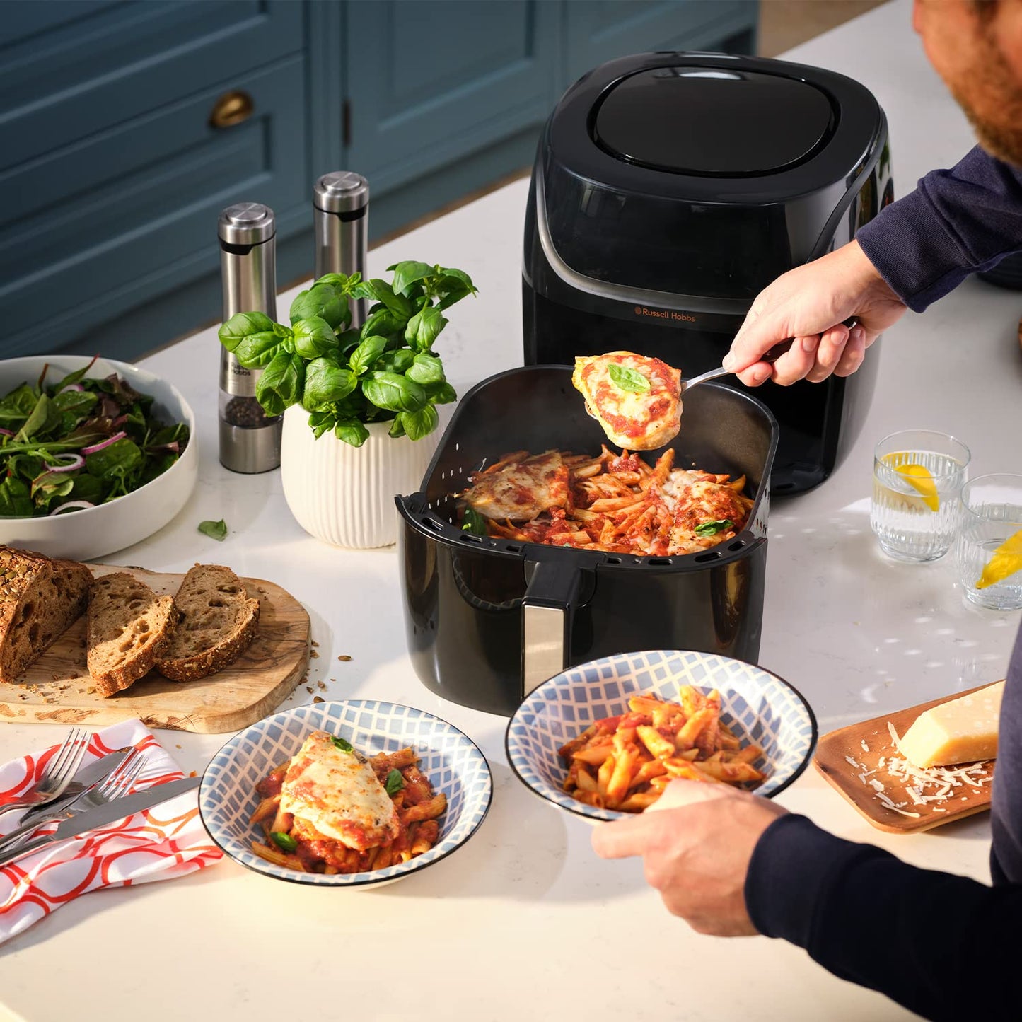 Digital Air Fryer 8L 10 Preset Programmes 220°C Black