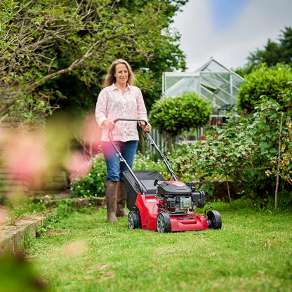 Self-Propelled Petrol Lawnmower 39cm 123cc 40L Grass Collector Red