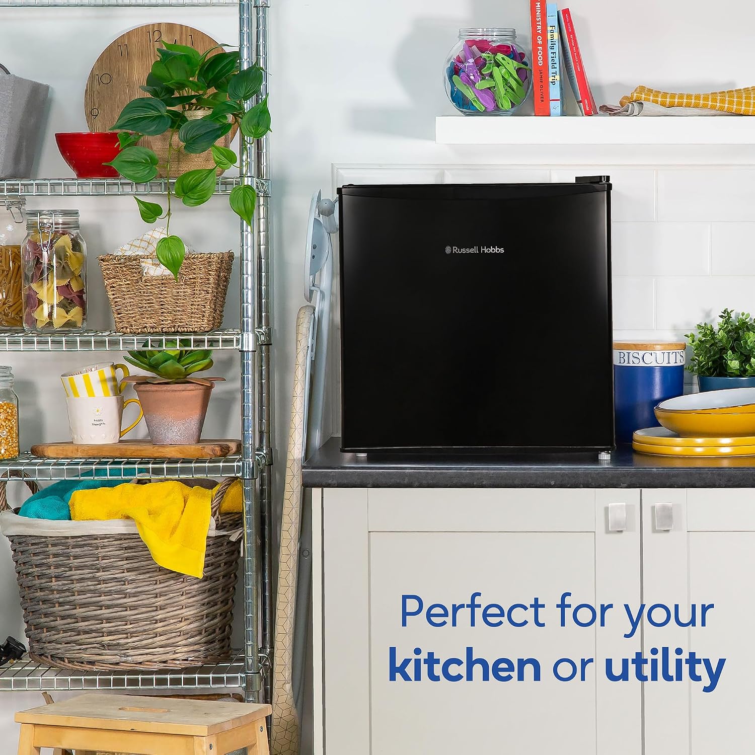 Freestanding Mini Freezer 31L Adjustable Temperature Black Reversible Door
