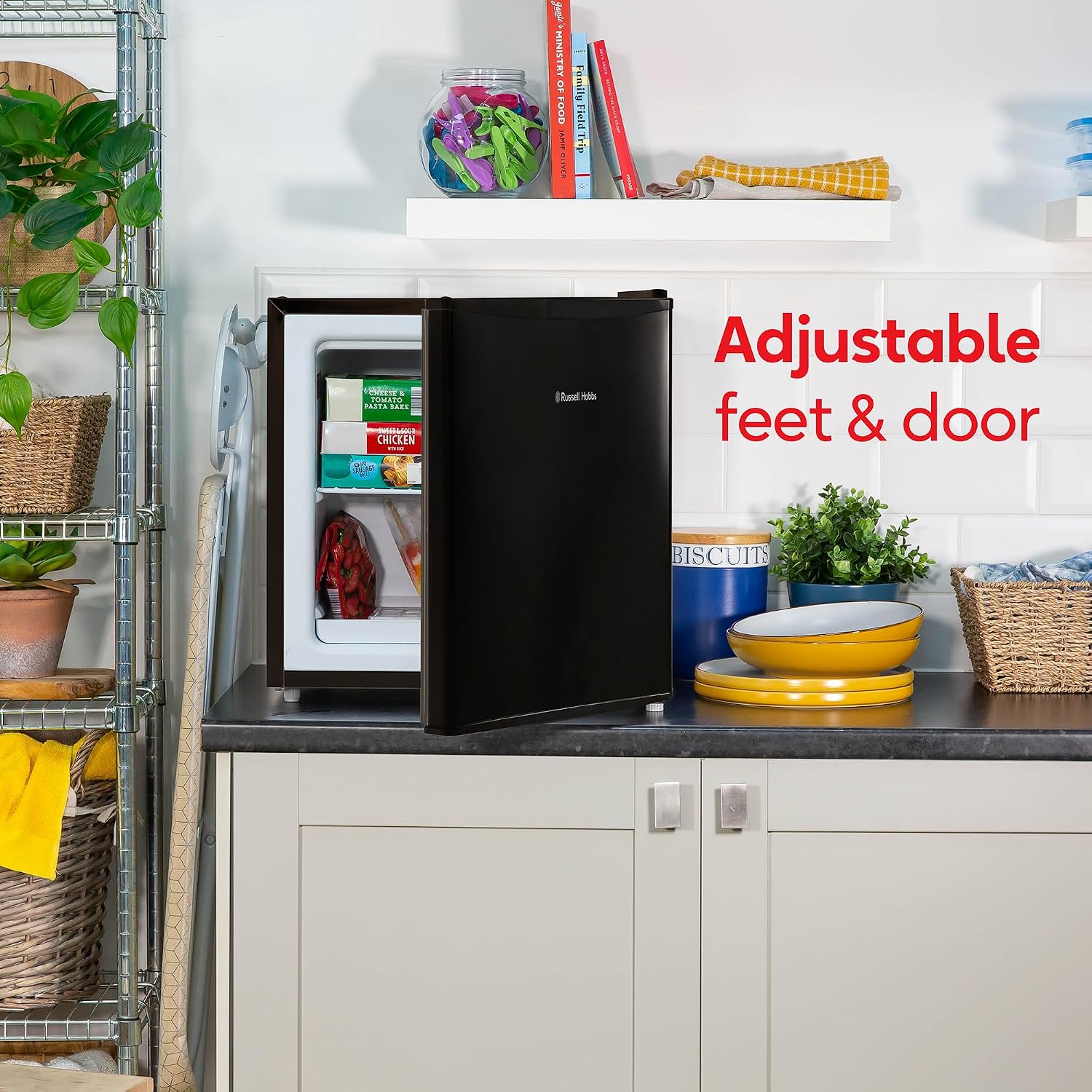 Freestanding Mini Freezer 31L Adjustable Temperature Black Reversible Door