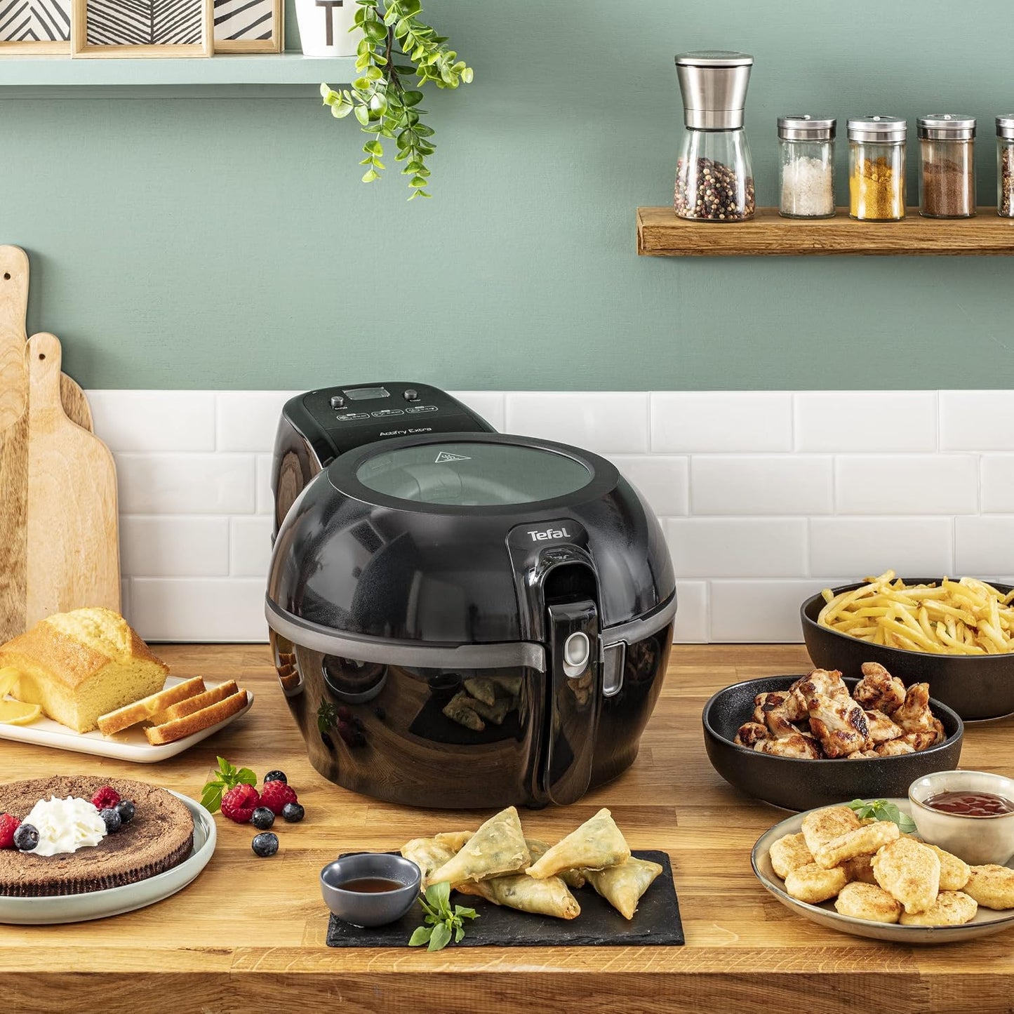 Air Fryer 1.2kg Capacity 1550W 6 People Low Oil Automatic Scoop Black