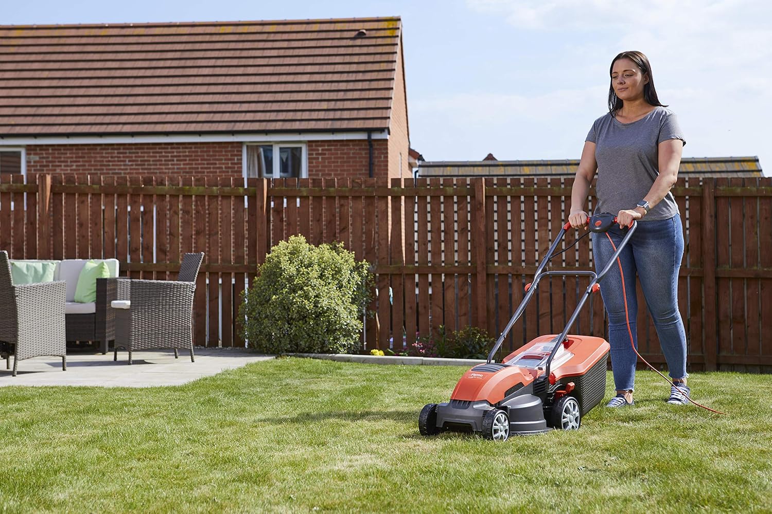 Corded Electric Hover Lawn Mower 1500W 36cm 40L 5 Heights Orange Grey