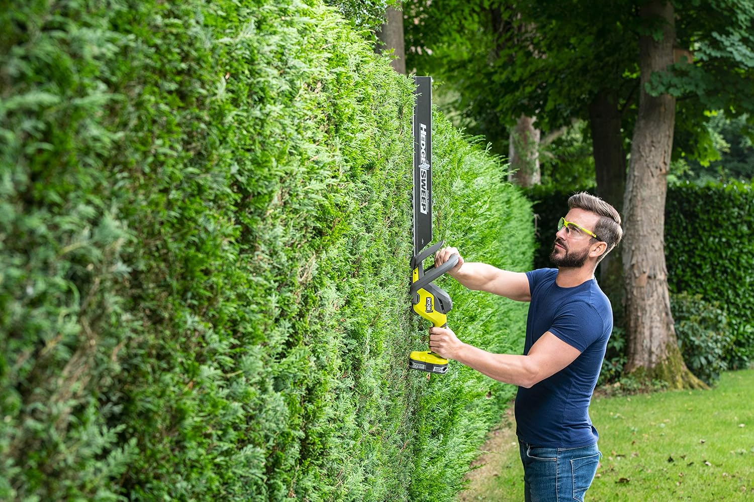 Cordless Hedge Trimmer 55cm 24mm Gap 18V Bare Tool