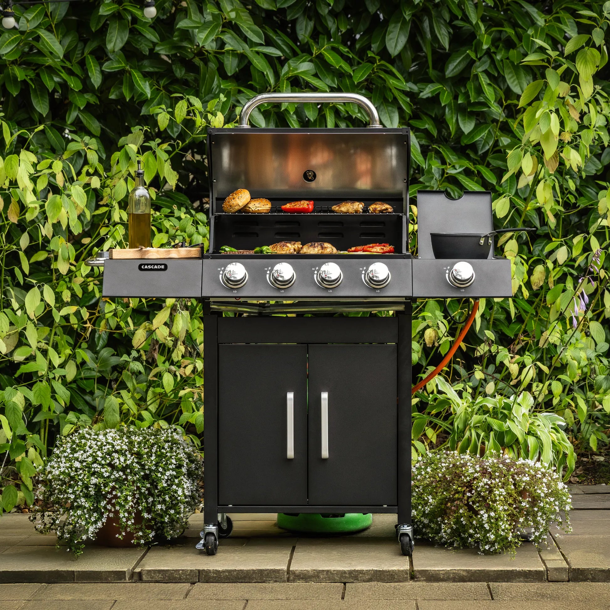 Fire Mountain Cascade 5 Burner Gas BBQ (4+1)